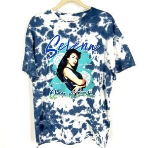 Selena Queen Of Cumbia Portrait Tie Dye T-Shirt Blue Size Large NWOT